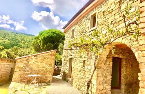 Pieve di Chio House | Bio Agriturismo Alba Etrusca di Cortona - Organic Farmhouse- Appartamento Lavanda-Appartamento Rosmarino - vasca idromassaggio esterna