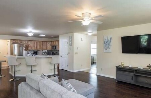 Fairbanks House | Birch Hill Homestay, BIRCH HILL HOMESTAY