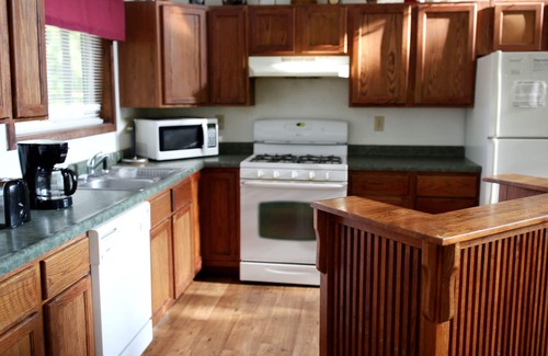 Tomah House | Birch Lake Secluded Getaway- Serenity home 5 bedroom sleeps up to 14