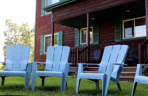 Tomah House | Birch Lake Secluded Getaway- Serenity home 5 bedroom sleeps up to 14