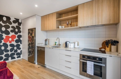 Lower Hutt House | Birch Street Solo Haven