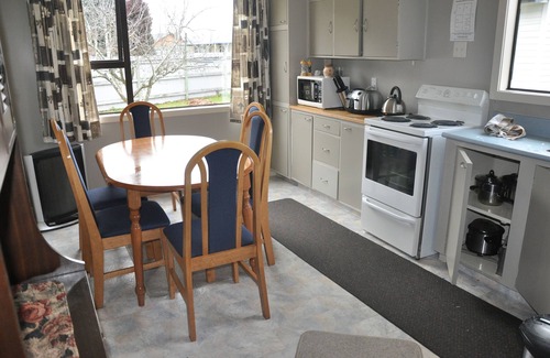 Te Anau House | Birchwood Cottages
