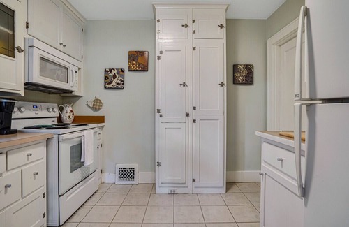 Northeast Neighbors House | Birchwood Glen Townhome 1390 Chemeketa St Salem OR 97301