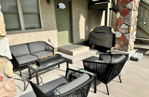 Birchwood Condo | Birchwood Retreat on Tagalong Golf Course with pool and hot tub