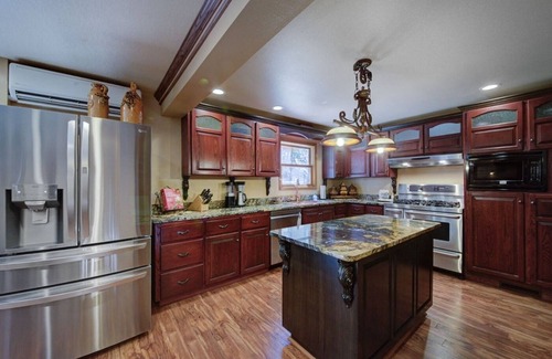 Deadwood House | Birdcage- within minutes of downtown Deadwood