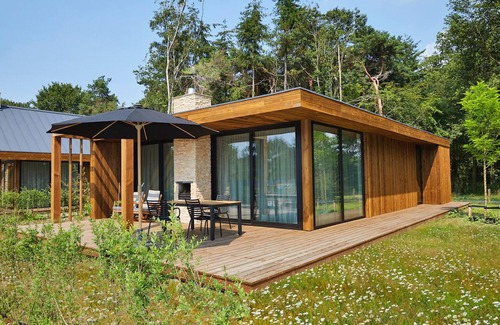 Den Hout Villa | Birdie 4p - Two Bedroom Villa, Sleeps 4