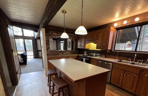 Grantham House | Birdie Bungalow-where Family, Fun and Golf Collide