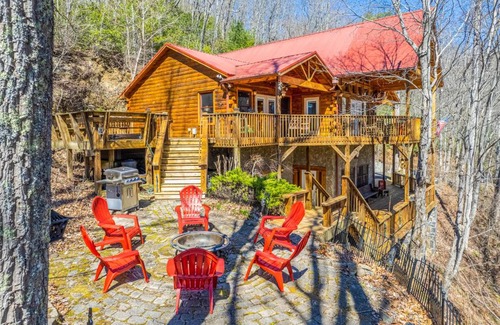 Whittier House | Birdie Ridge