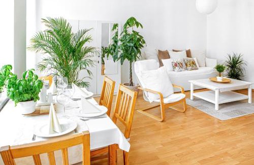 Innere Neustadt Apartment | Bis 6 Personen - 5 Min zur Elbe, Helle Geräumige 2-Raum-Whg, Neustadt, Top Lage