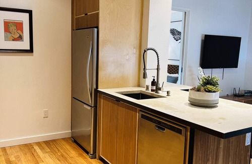 Kessler Apartment | Bishop Arts Hotel Suite 5