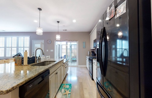 Millville House | Bishops Landing Furnished Home w/Private Washer/Dryer, Shared Pool, WiFi