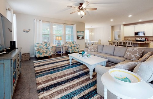 Millville House | Bishops Landing Home Close to Bethany Beach w/Shared Pool & Private W/D