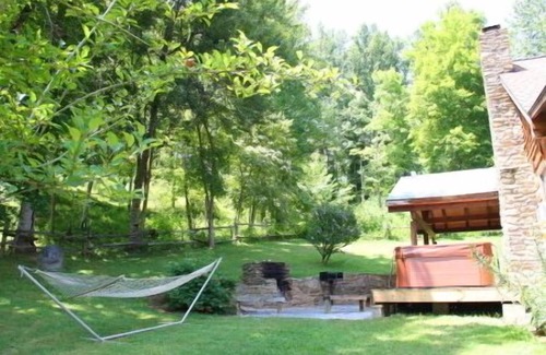Clyde Cabin | Bison Escape. secluded & peaceful! Mini donkeys 🫏