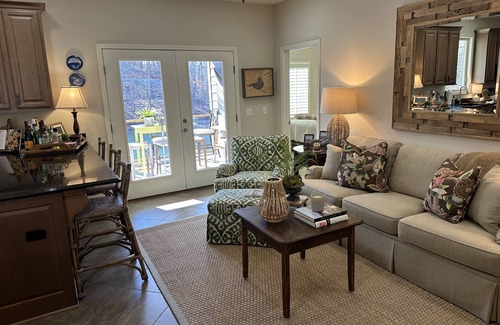 Seneca House | Bisquini Point at Lake Keowee