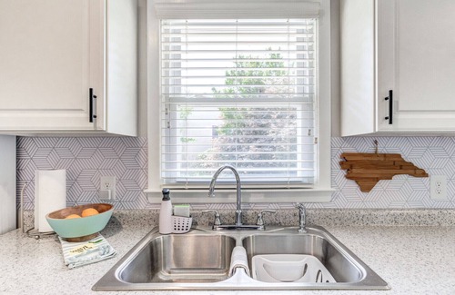 Southwest Raleigh House | Bit o' Raleigh Bungalow, 6 min drive to downtown