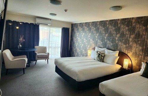 Palmerston North Hotel | BKs Premier Motel Palmerston North