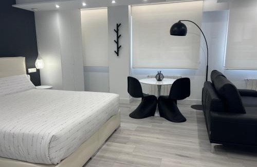 Castro Urdiales Apartment | Black and White Suite Cervantes