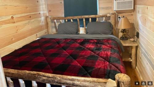 Black River Falls House | Black Bear Cabin