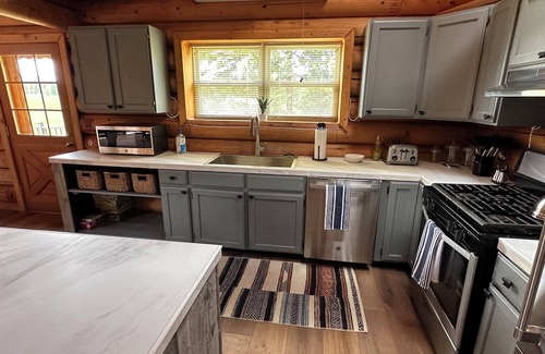 Superior Ski Chalet | Black Bear Chalet - Alpine Falls Ranch