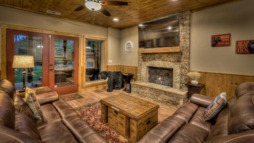 Foxfire Estates House | Black Bear Falls