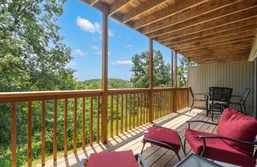 Notch Estates House | Black Bear Lodge - 1 Mile from Silver Dollar City