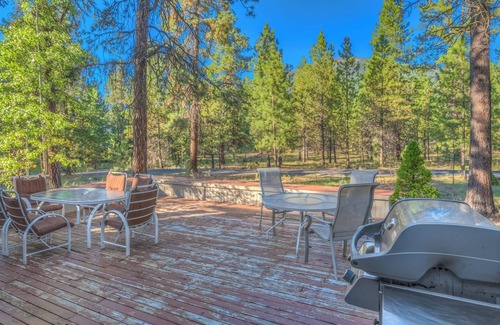 Black Butte Ranch House | Black Butte Ranch East Meadow 017