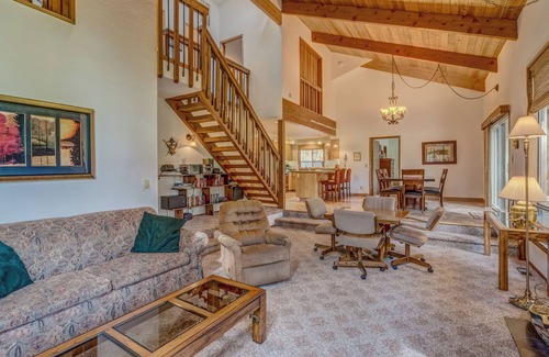 Black Butte Ranch House | Black Butte Ranch Golf Home 026