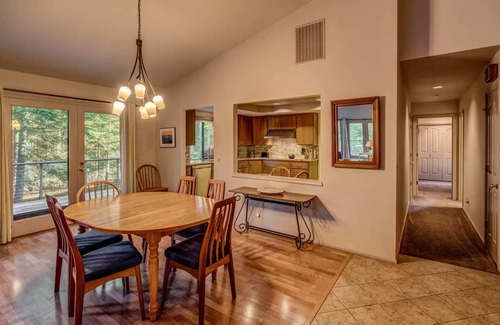 Black Butte Ranch House | Black Butte Ranch Golf Home 138