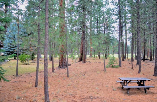 Black Butte Ranch House | Black Butte Ranch Glaze Meadow 032