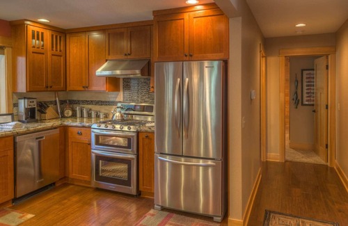Black Butte Ranch House | Black Butte Ranch Glaze Meadow 399