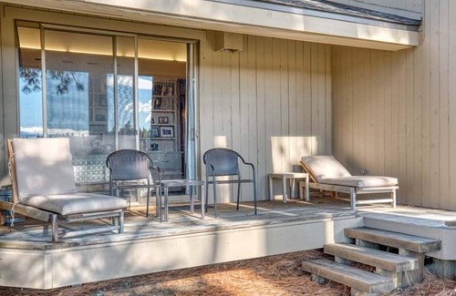Black Butte Ranch Apartment | Black Butte Ranch Lodge Room 023