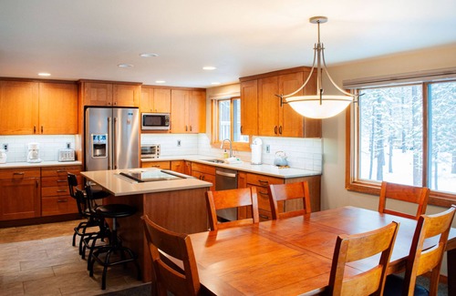 Black Butte Ranch House | Black Butte Ranch Ranch House 002