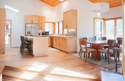 Black Butte Ranch House | Black Butte Ranch Glaze Meadow 312