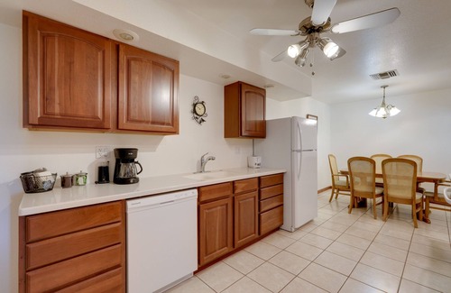 Black Canyon City Apartment | Black Canyon City Retreat w/Mountain Views!