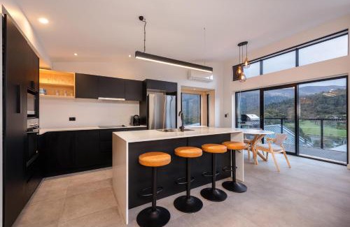 Lake Crackenback House | Black Diamond Crackenback