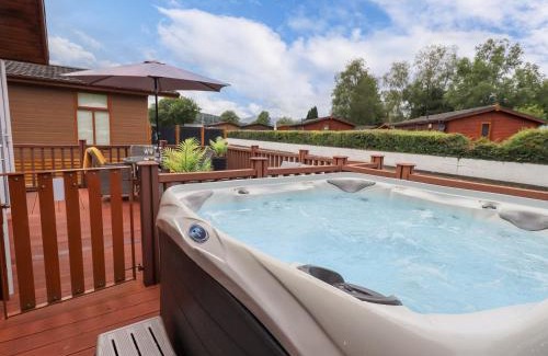 Troutbeck Bridge House | Black Dog Lodge