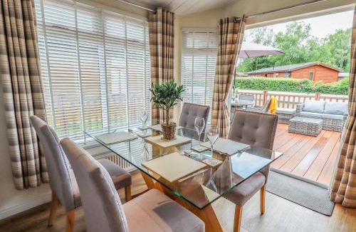 Troutbeck Bridge House | Black Dog Lodge