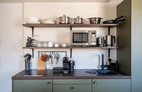 Bruhl-Guterbahnhof Apartment | Black F Tower - Serviced Apartments