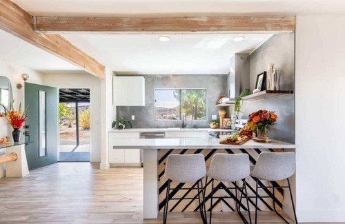 Yucca Valley House | Black Moon Ranch: Family & Pet-Friendly Joshua Tree Area Stargazing Retreat
