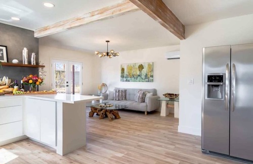 Yucca Valley House | Black Moon Ranch: Family & Pet-Friendly Joshua Tree Area Stargazing Retreat