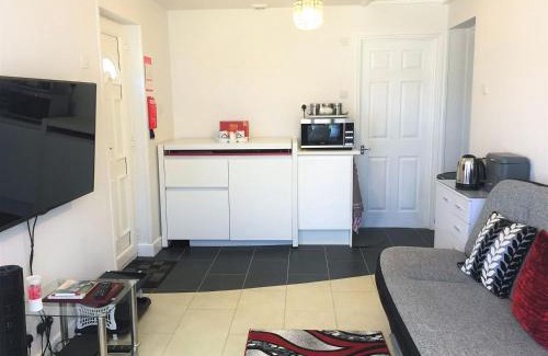 Lake House | Black Pan Holiday Cottage