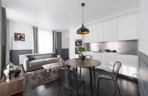 Enfants-Rouges Apartment | Black Pearl, 1BR/1BA, 3 people