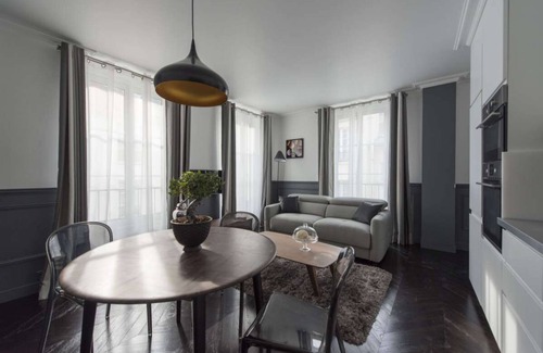 Enfants-Rouges Apartment | Black Pearl, 1BR/1BA, 3 people