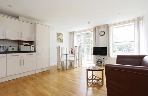 Prince's Apartment | BLACK PRINCE 2 BEDROOM APARTMENT ONLY 5 MINUTES FROM BIG BEN AND THAMES RIVER