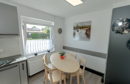Hage House | Black sea pearl - Black pearl