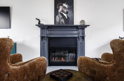 Twizel House | Black Stilt Cottage, luxury stay in Twizel