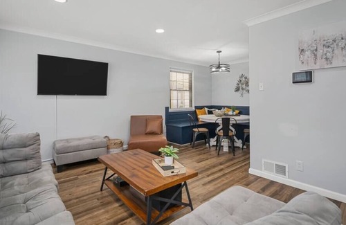 St. Louis House | Blair's South City House - Long Stays Welcome
