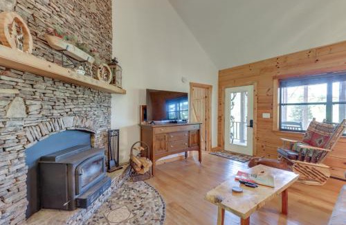 Blairsville House | Blairsville Cabin in the Pines 1 Mi to Lake
