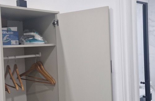 South Hornchurch House | Blake Rainham Homestay