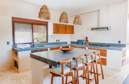 Costa Mujeres Villa | Blanca Beach House - Off-the-grid, sustainable vacation home in Cancun